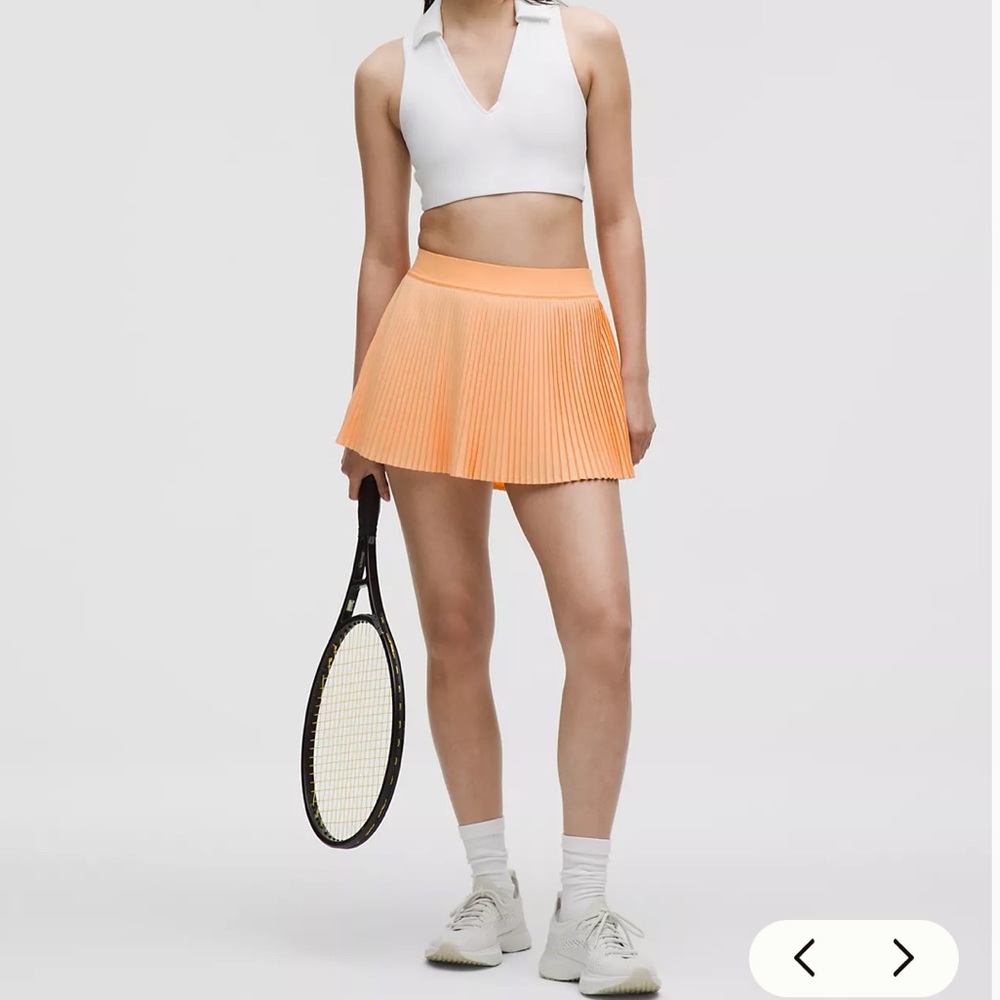 Varsity High-Rise Pleated Tennis Skirt with built in shorts size 6 rock melon